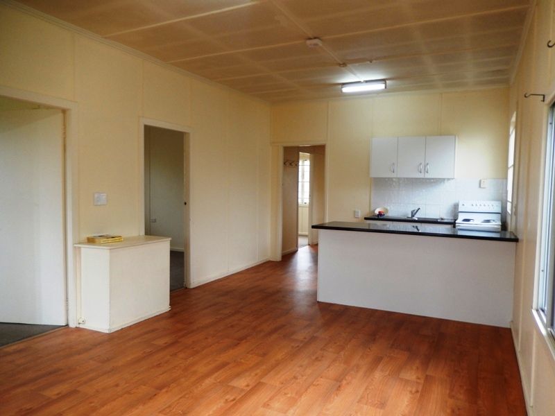 22 Cook Street, Golden Beach, QLD 4551
