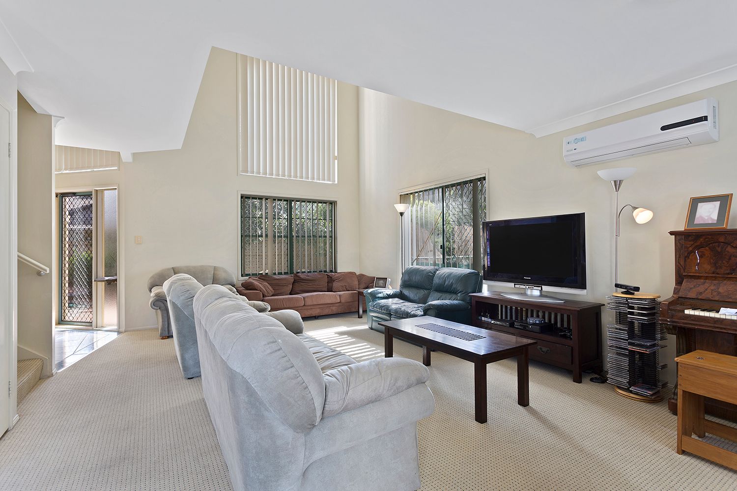 10 Encore Crescent, Ashmore QLD 4214