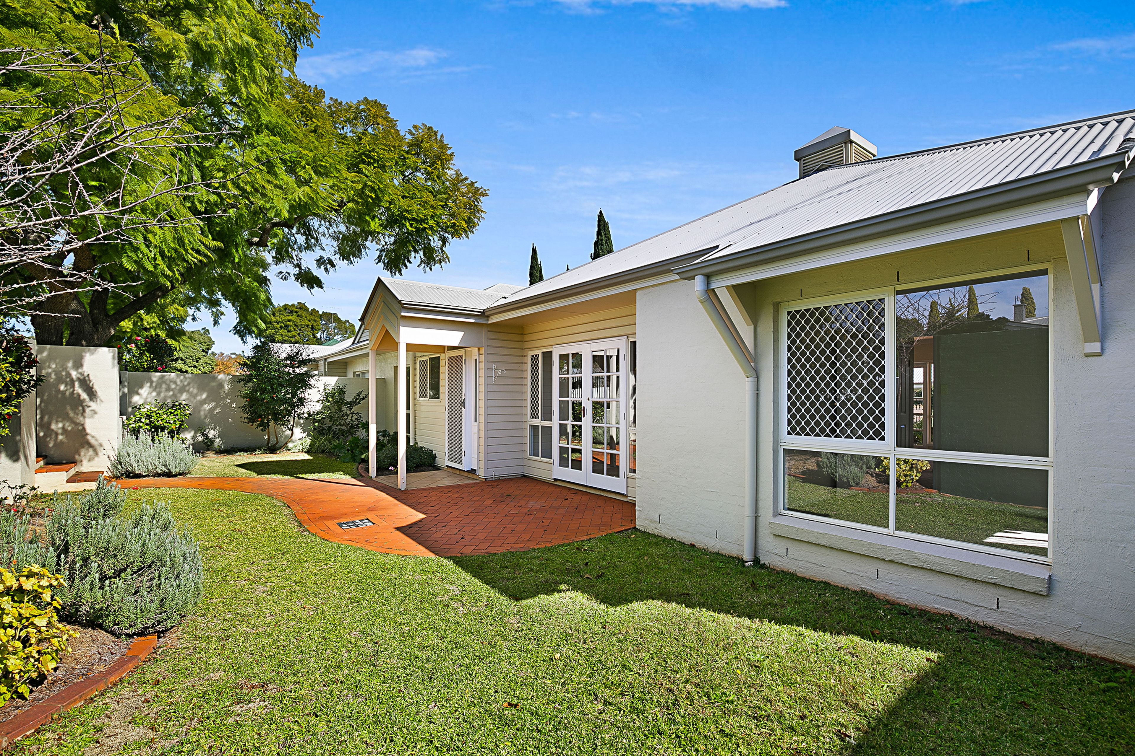 'The Mews on Mary Street'  2/83 Mary Street, East Toowoomba, QLD 4350