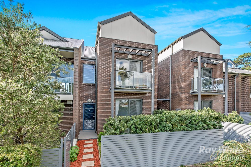 10-12 Carver Place, Dundas Valley NSW 2117