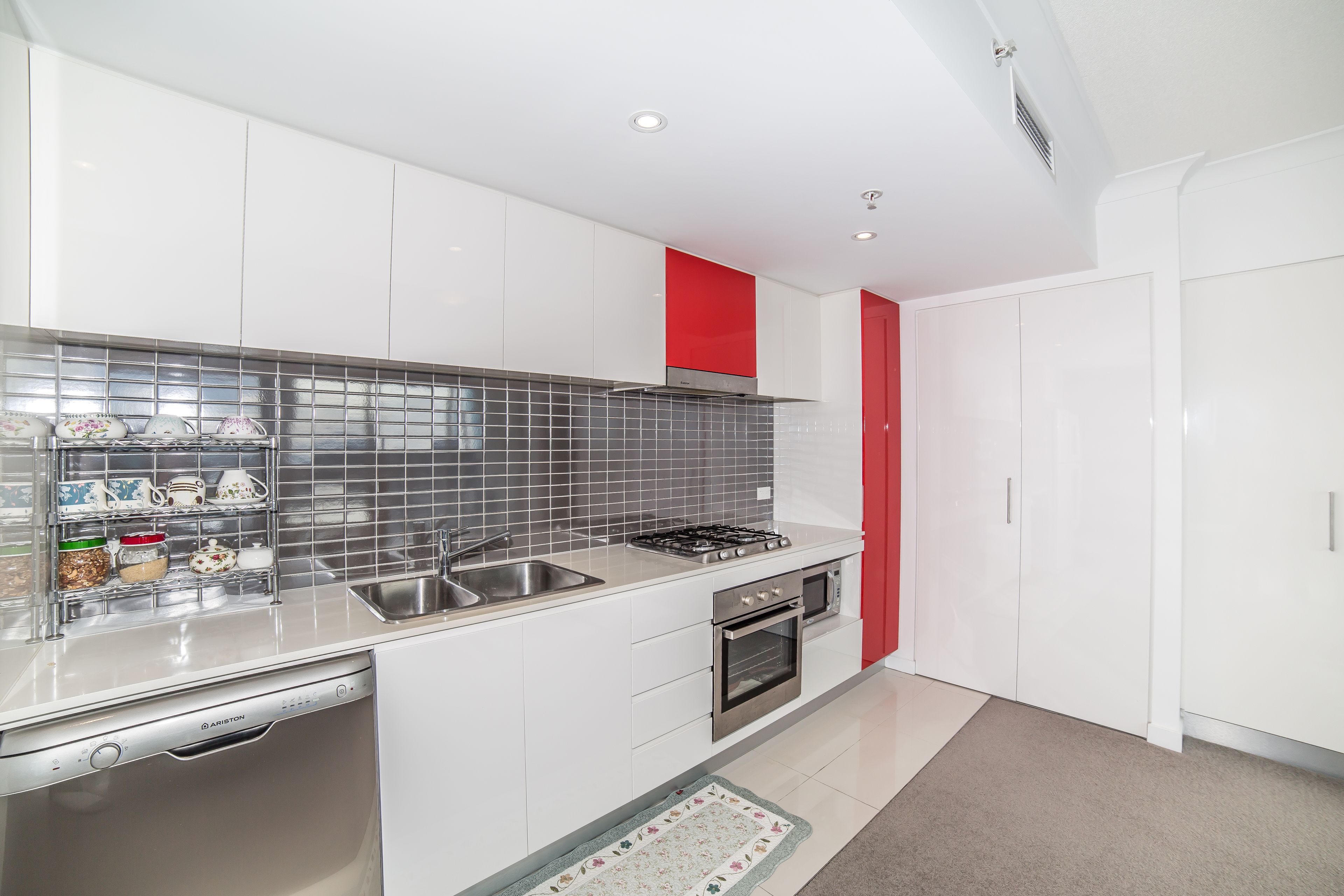 21809/5 Lawson Street, Southport, QLD 4215
