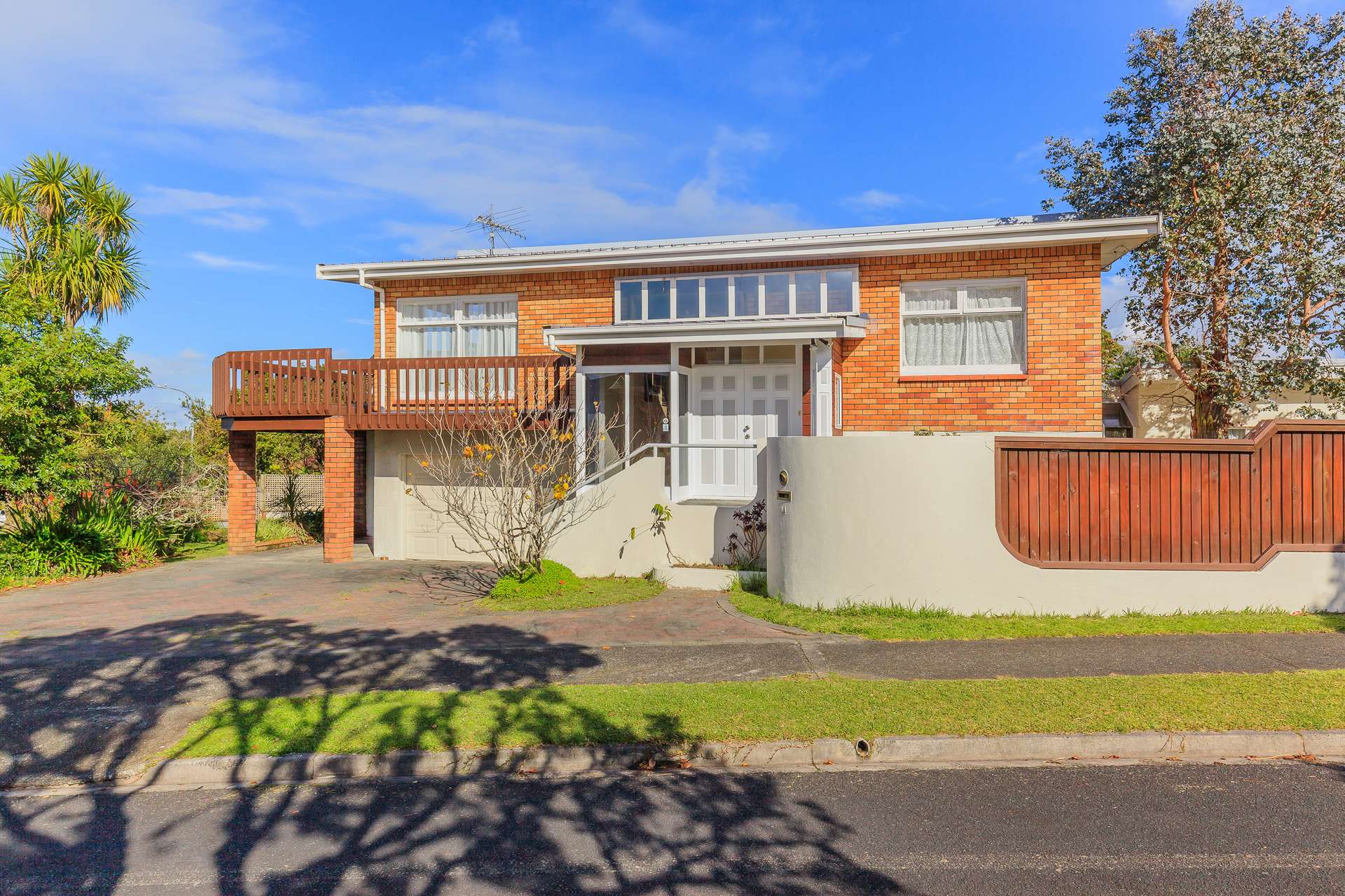 14 Chatswood Grove photo 0