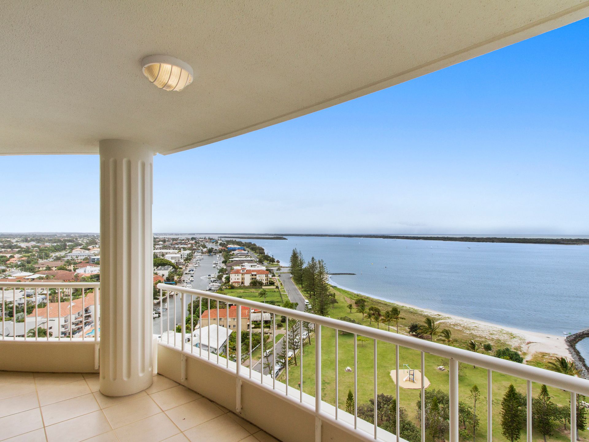 29/19 Oatland Esplanade, Runaway Bay, QLD 4216