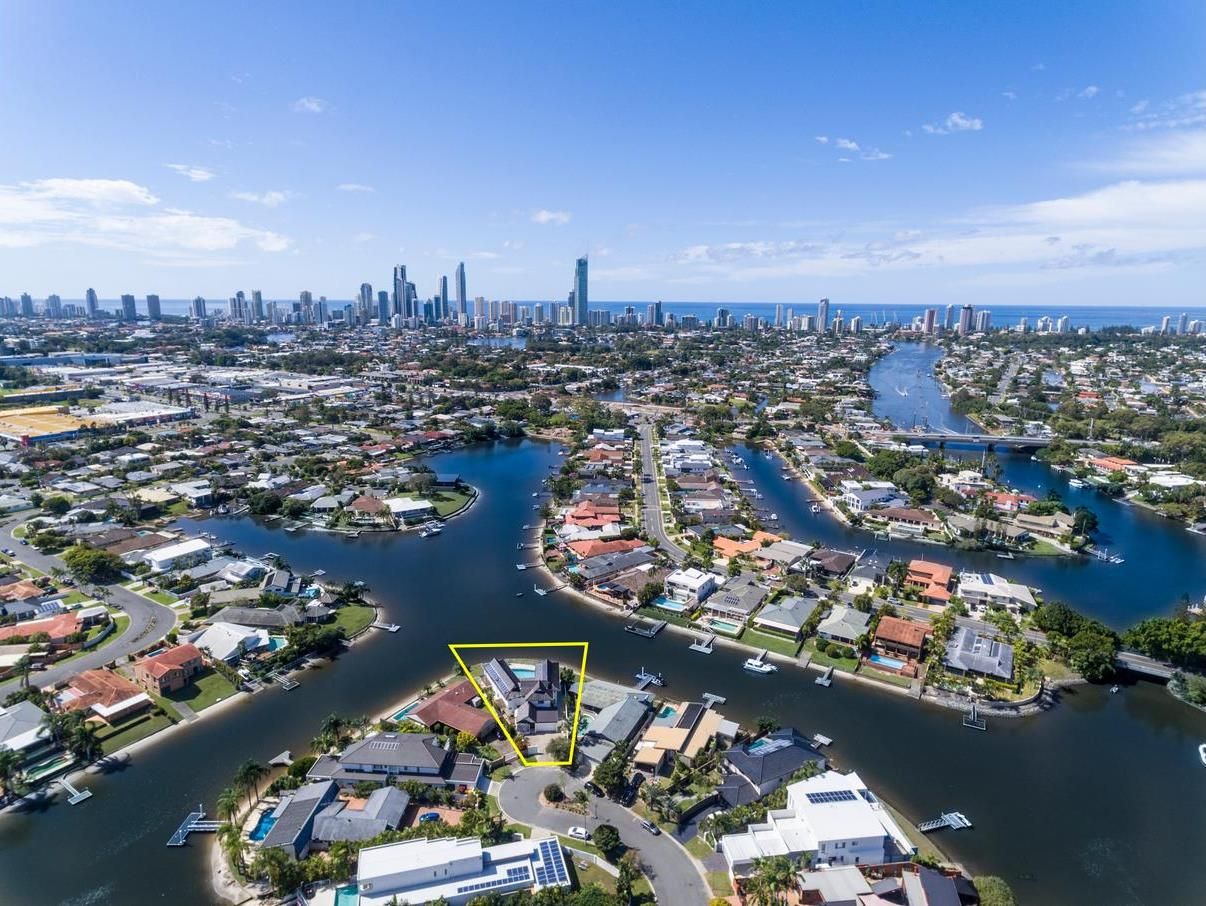 4 Saywell Street, Sorrento, QLD 4217