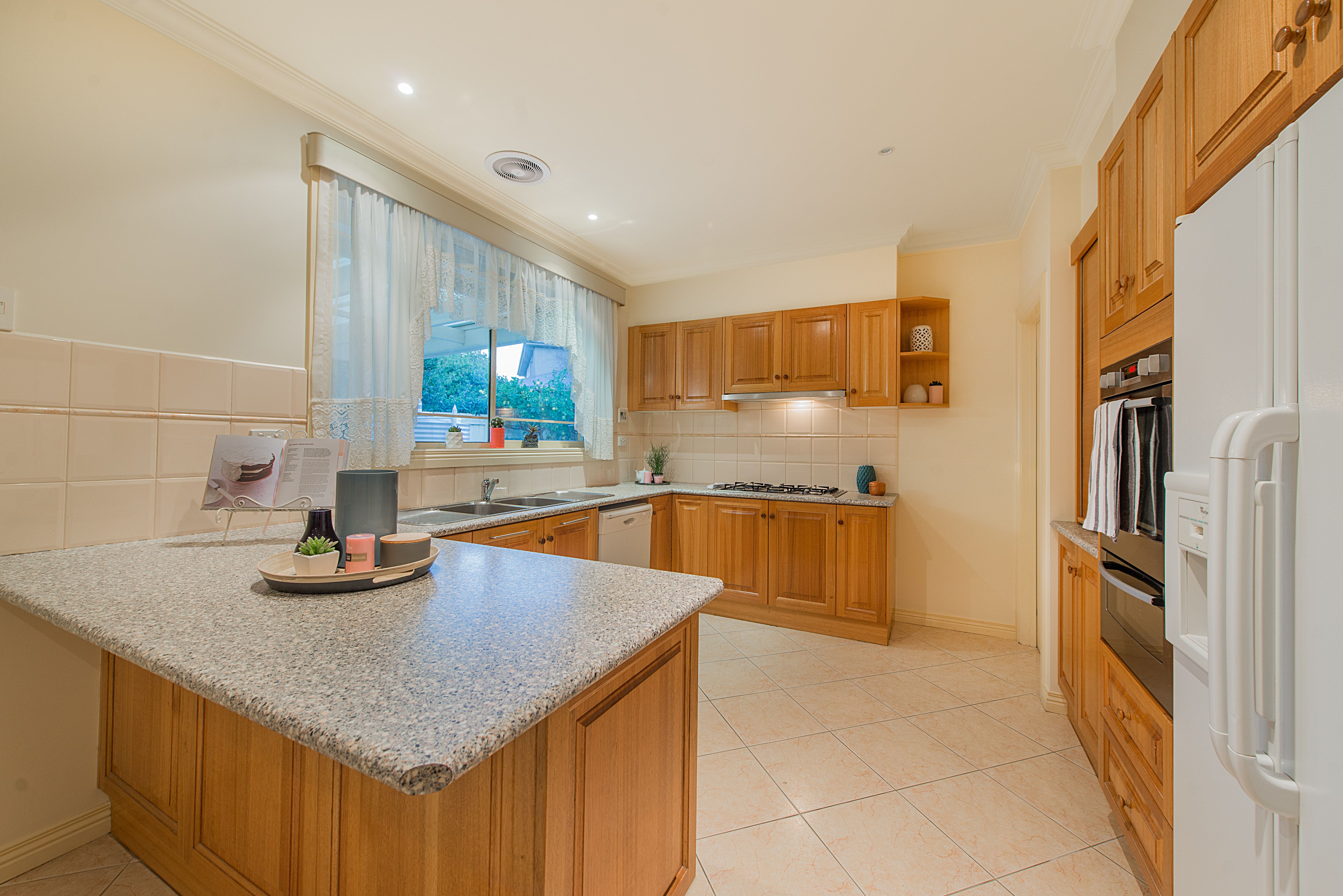 53 Somes Street, Wantirna South, VIC 3152