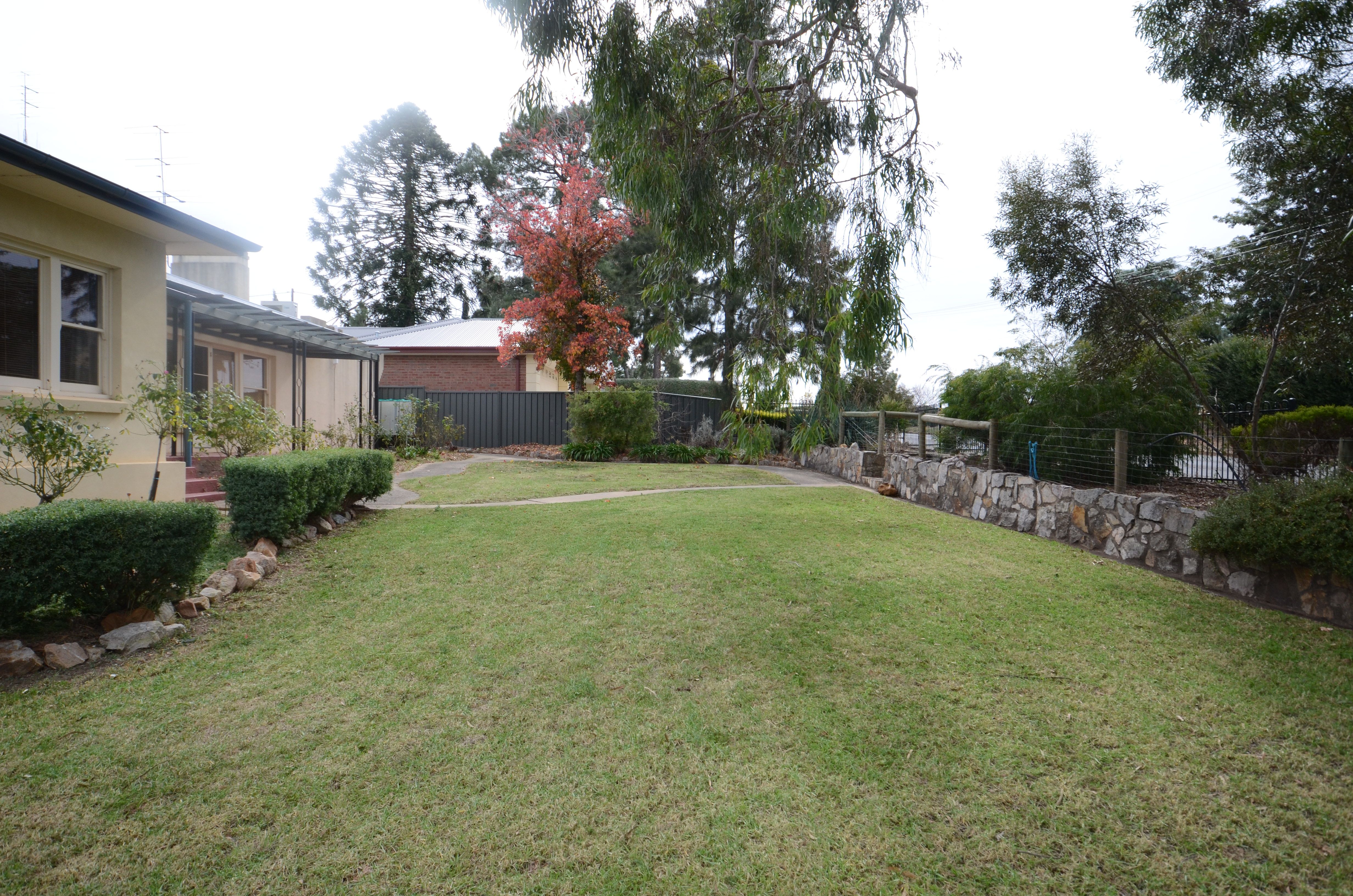 26 Agnes Street, Clare, SA 5453