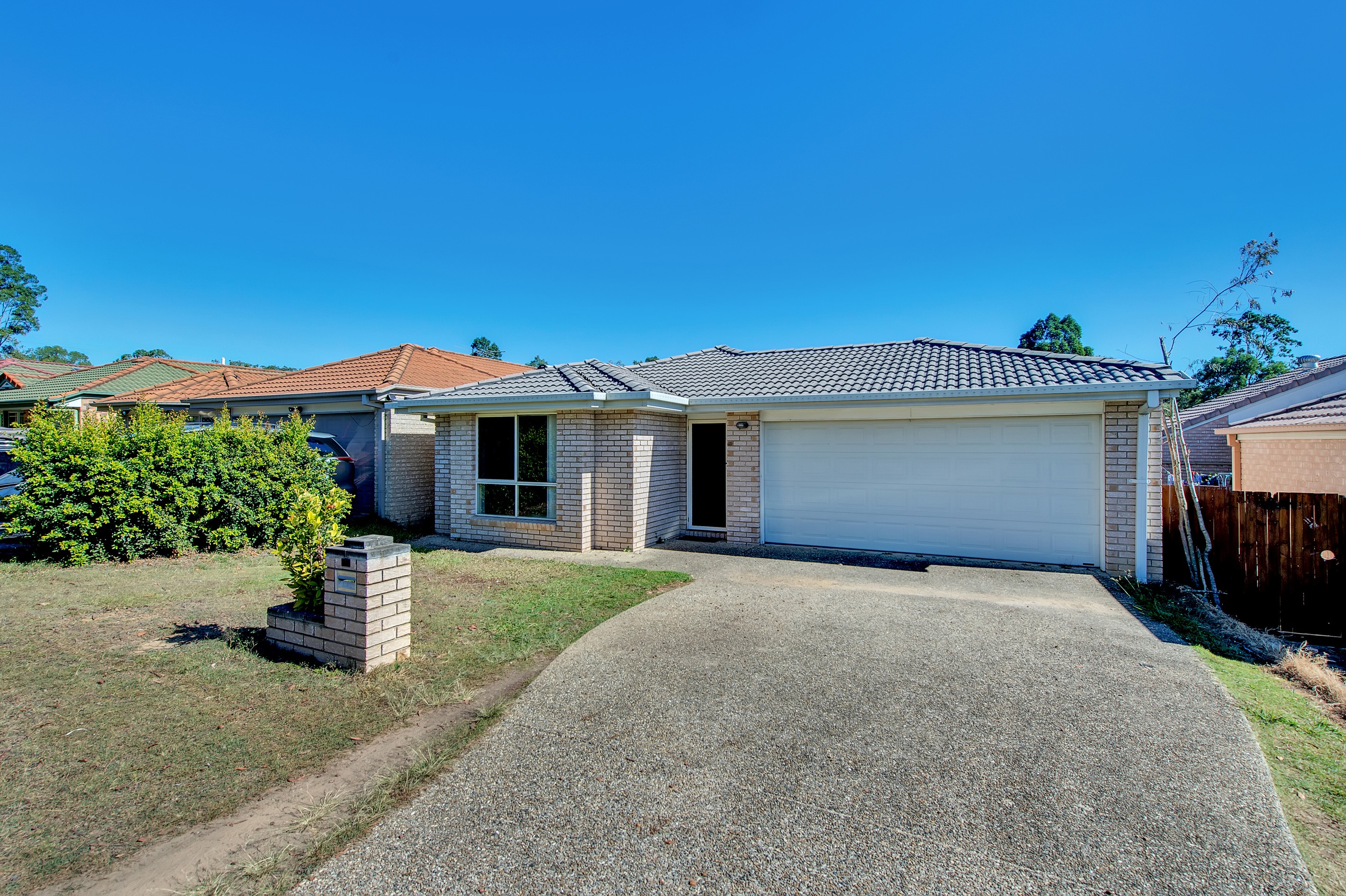 17 Richmond Place, Forest Lake, QLD 4078