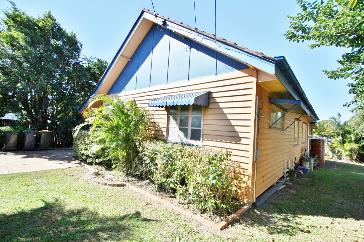 10 Kogarah Street, Tarragindi, QLD 4121