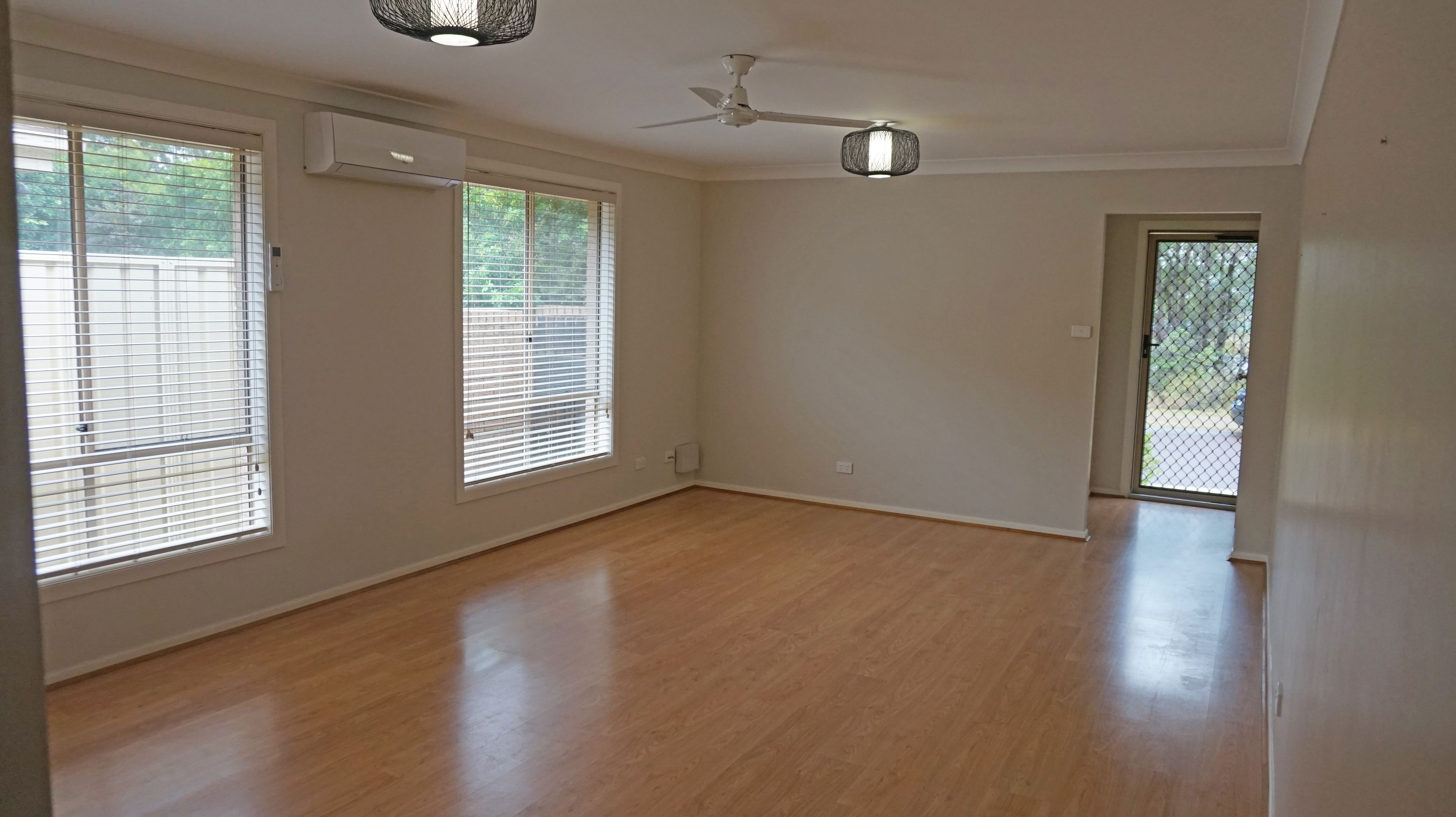 1/8 McCubbin Close, Metford, NSW 2323