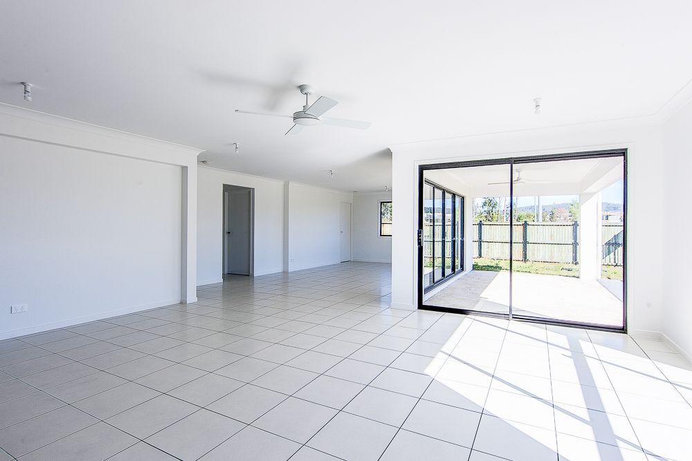 8 Coolridge Circuit, Yarrabilba, QLD 4207