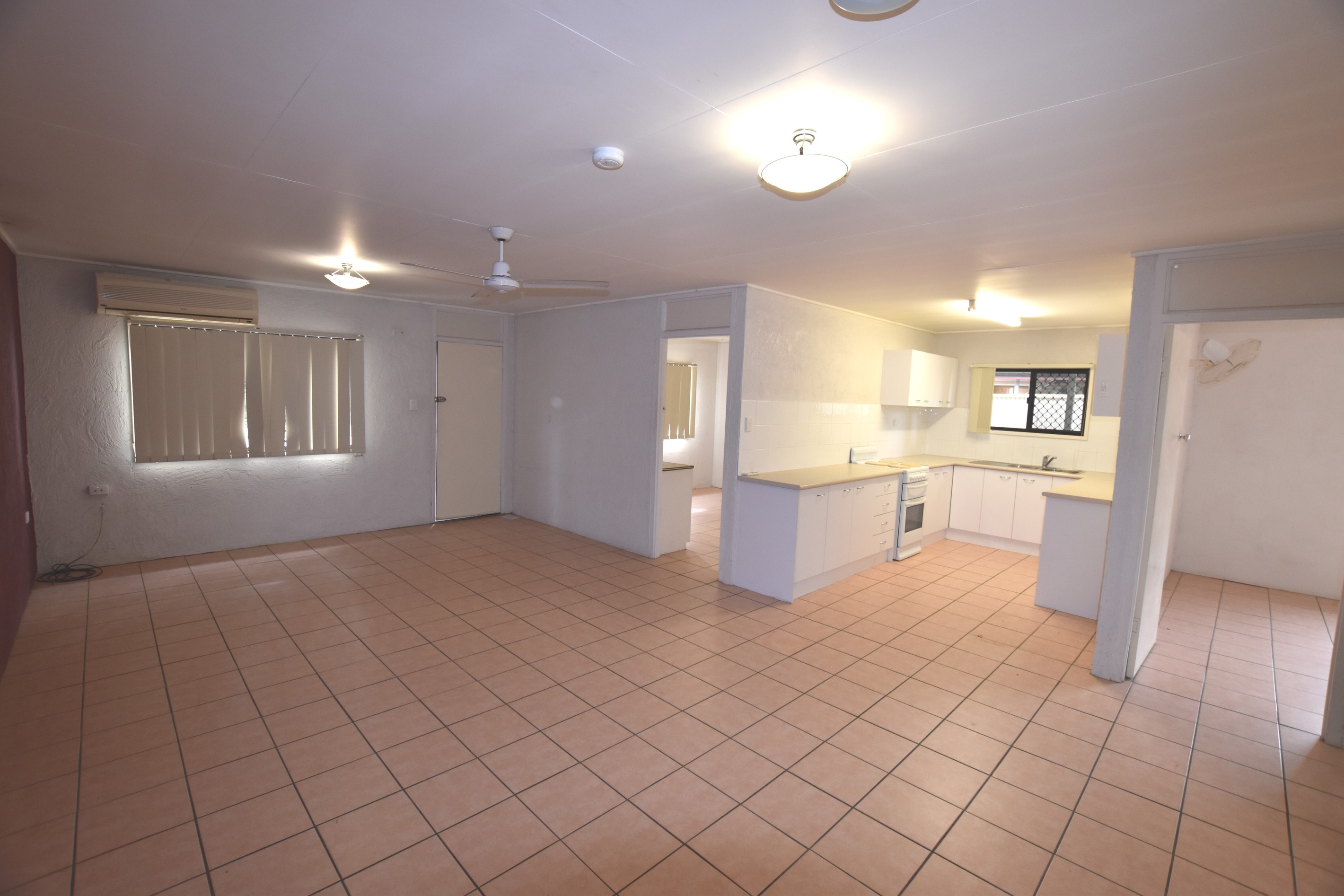 1/1 Smith Street, West Gladstone, QLD 4680