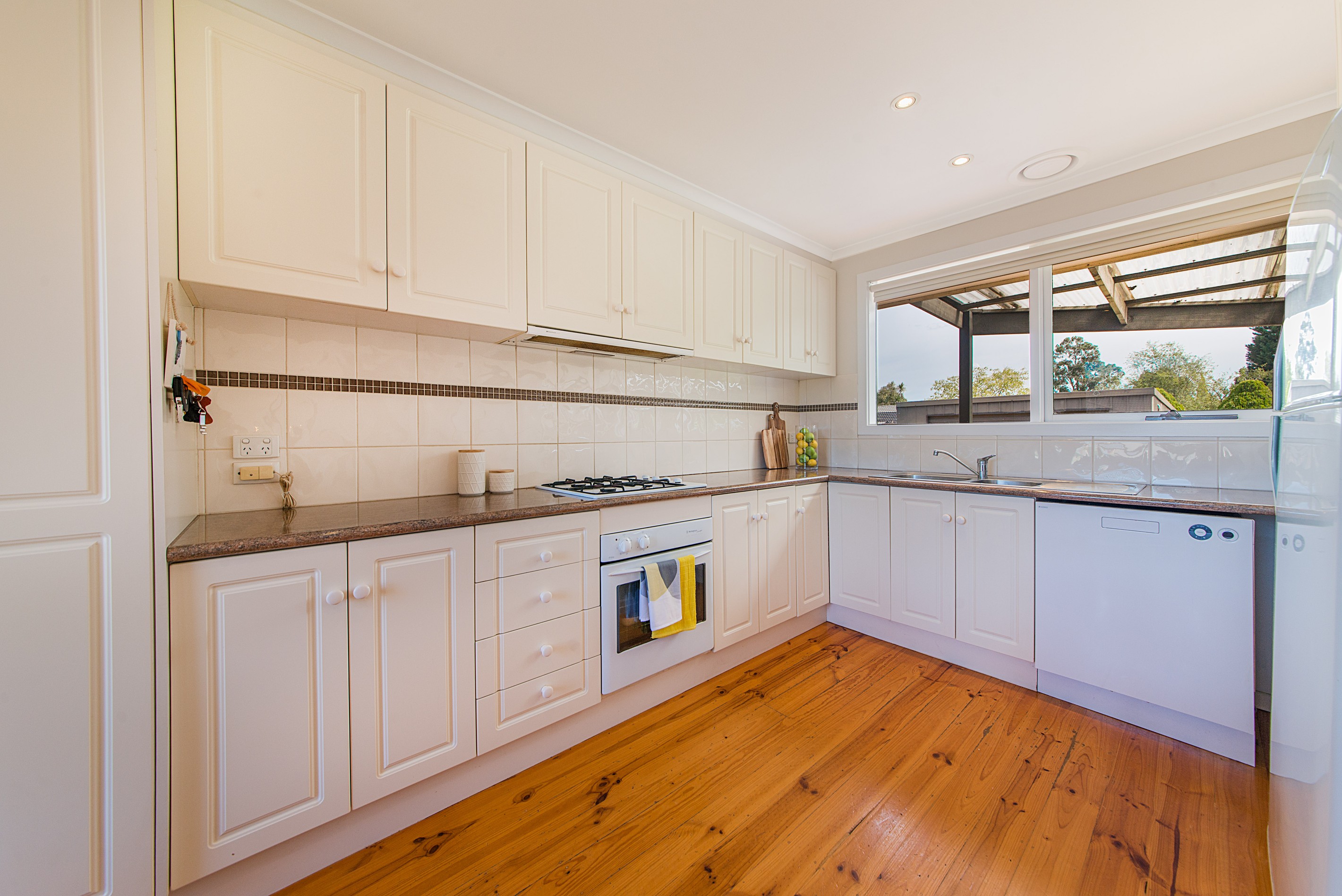 3 Loch Street, Ferntree Gully, VIC 3156