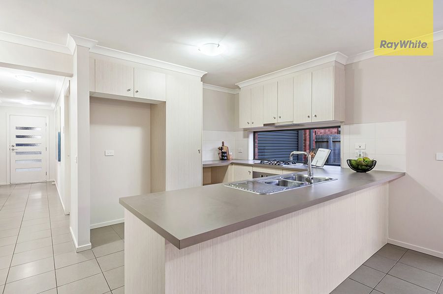 115 Golf View Drive, Craigieburn, VIC 3064