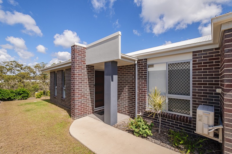 2/1 Scorpius Place, Telina, QLD 4680