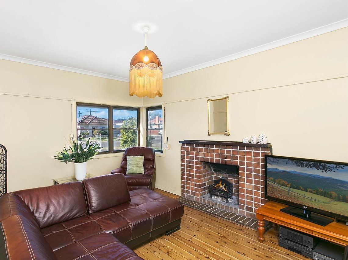 11 Bell Street, Riverwood, NSW 2210