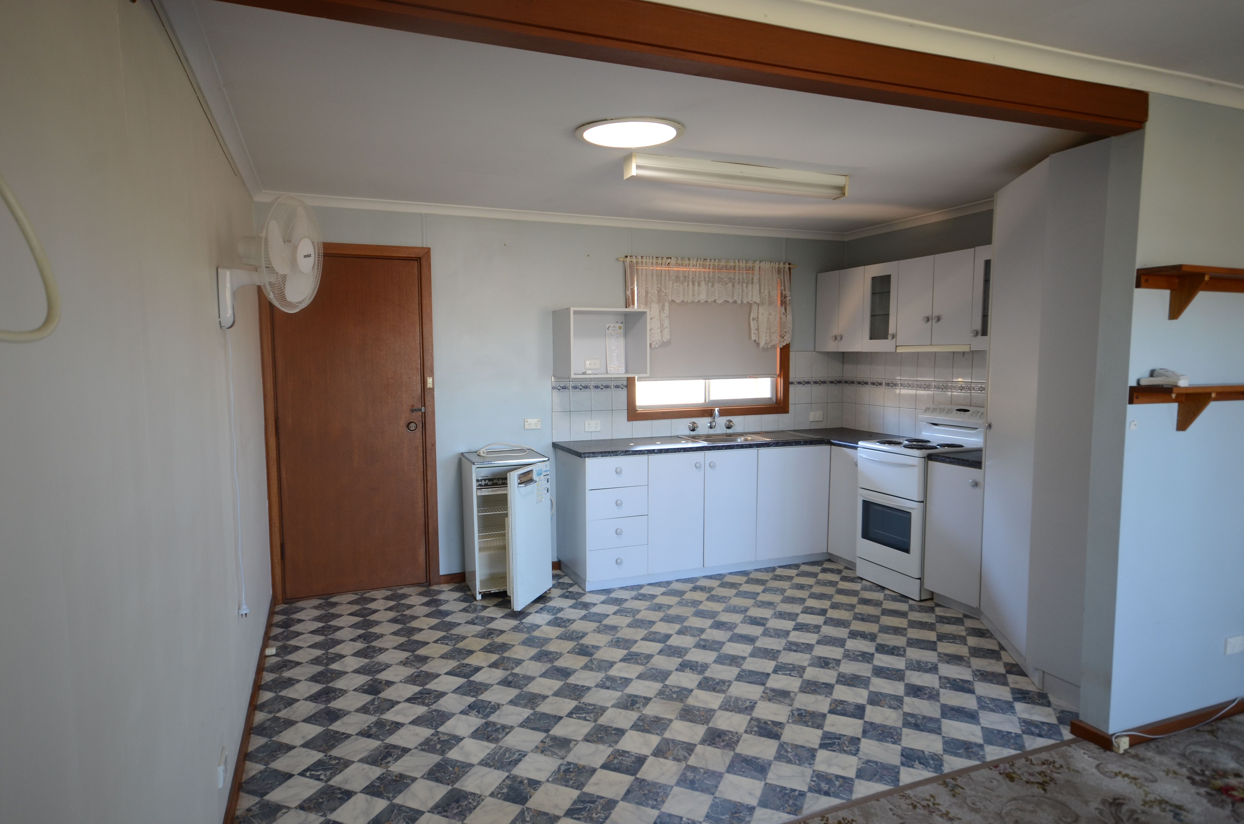 2 McBride Lane, Clare, SA 5453