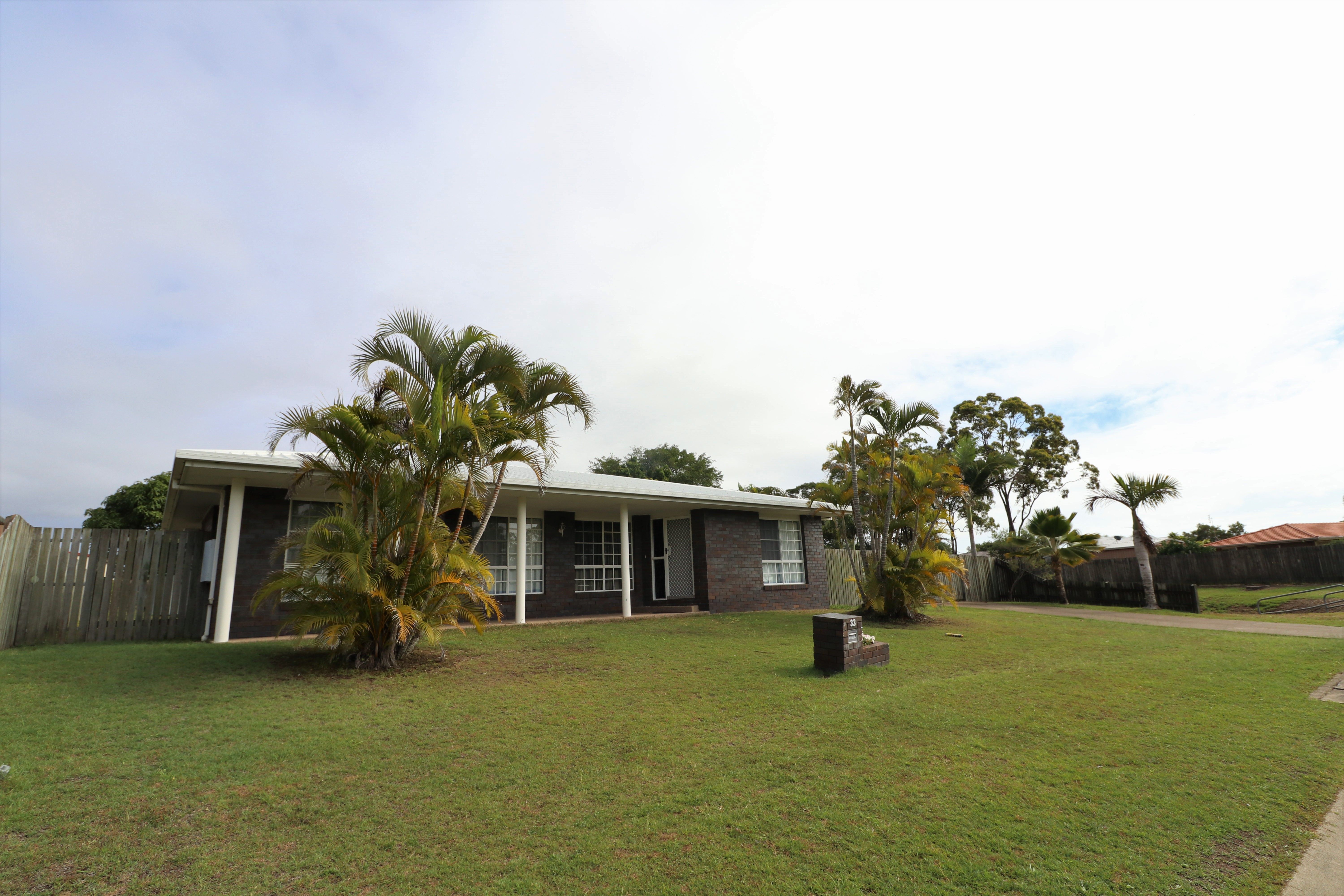 33 Areca Drive, Kawungan, QLD 4655