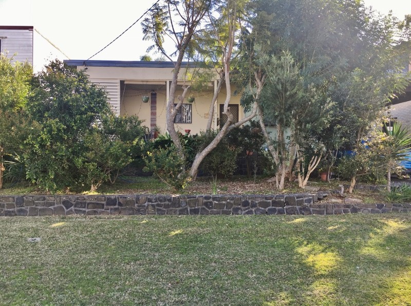 102 Coonanga Avenue, Budgewoi, NSW 2262