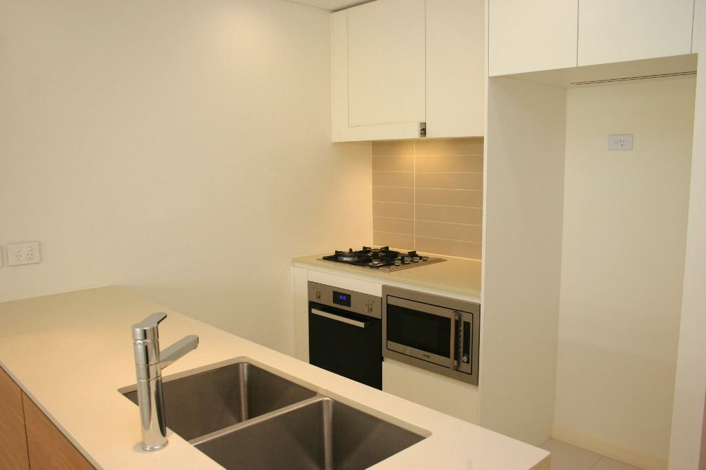 3**/25 Hill Road, Wentworth Point, NSW 2127