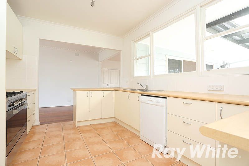 1 Gainsborough Road, Mentone, VIC 3194