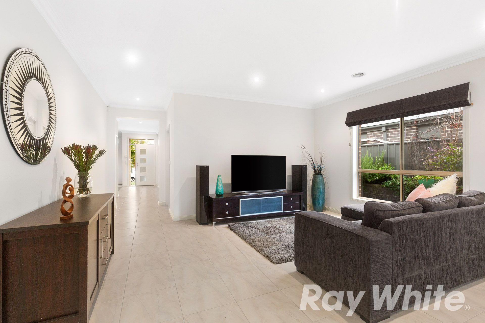 44 Mount Eccles Way, South Morang, VIC 3752