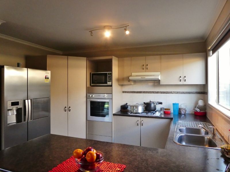 27 Ebony Street, Cranbourne, VIC 3977