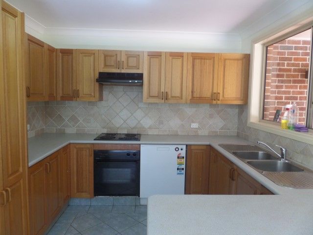 17B Kingussie Avenue, Castle Hill, NSW 2154