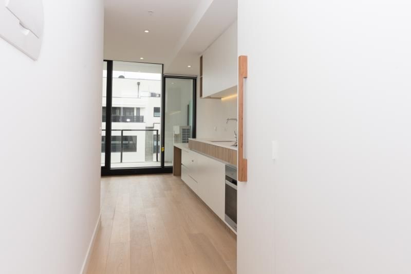 202/740 Station Street, Box Hill, VIC 3128