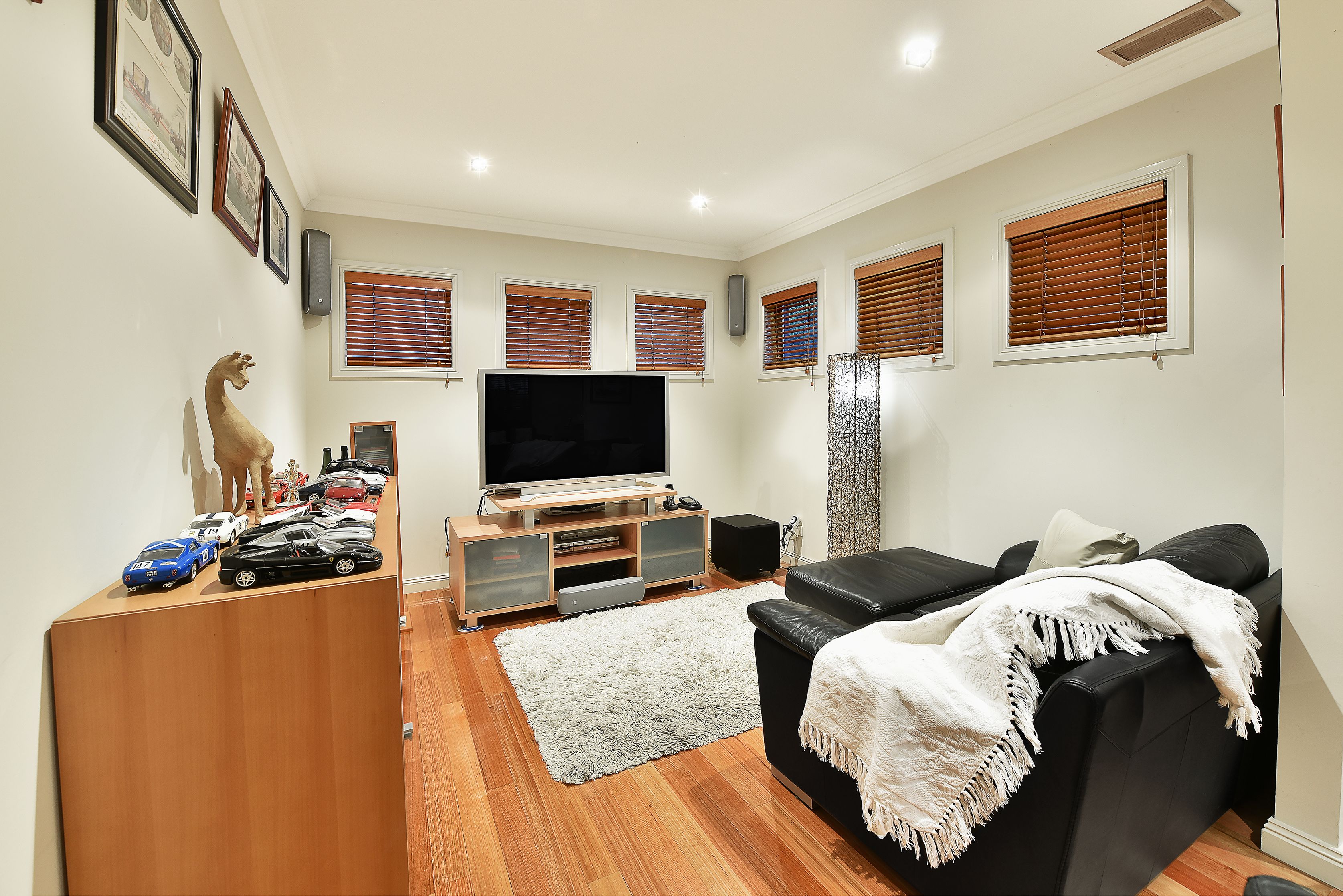 10 Shore Grove, Coburg North, VIC 3058