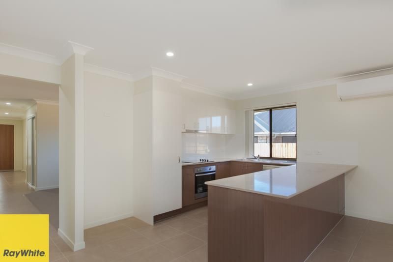 32 Phoebe Way, Beaudesert, QLD 4285