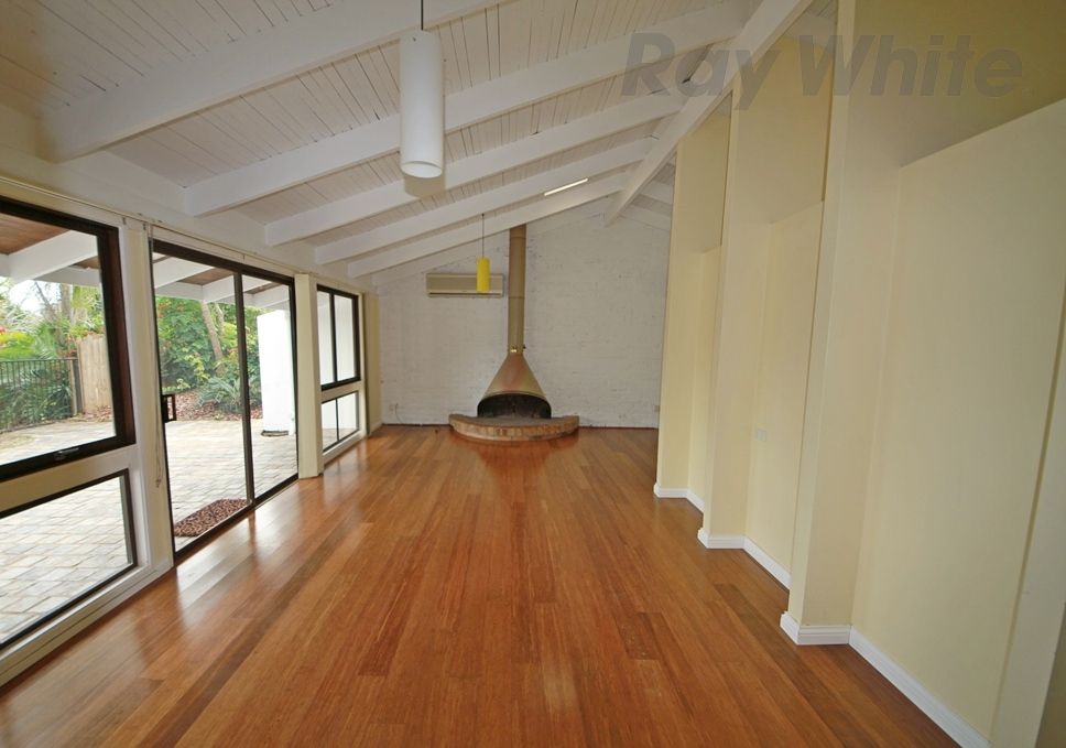 25 Kinloch Road, Daisy Hill, QLD 4127