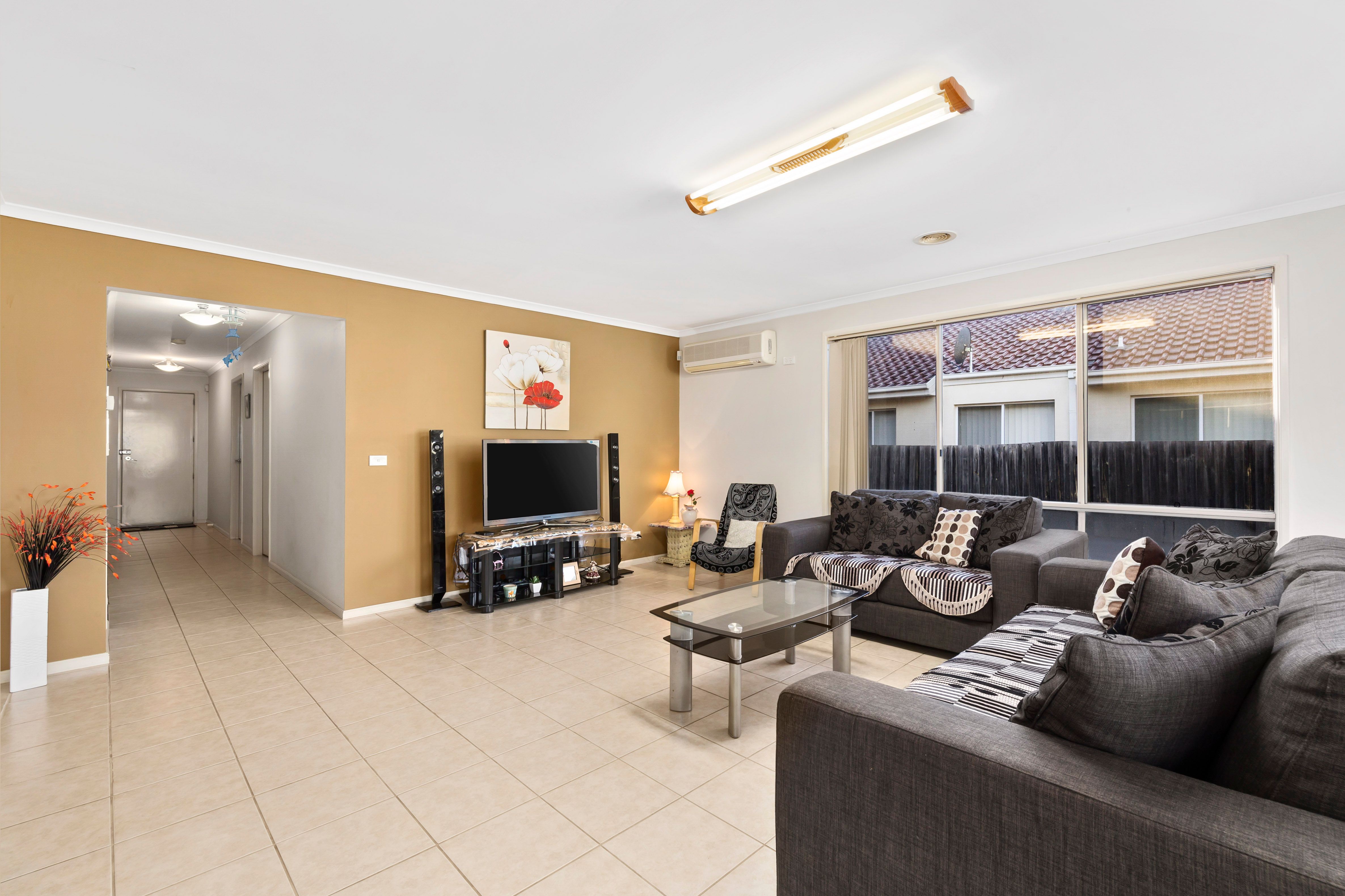 9 St Claire Avenue, South Morang, VIC 3752