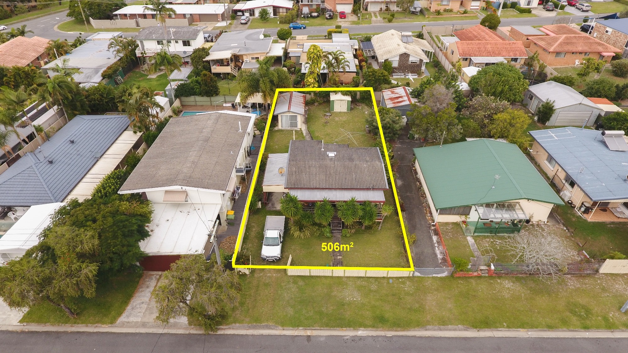 10 Plover Avenue, Paradise Point, QLD 4216