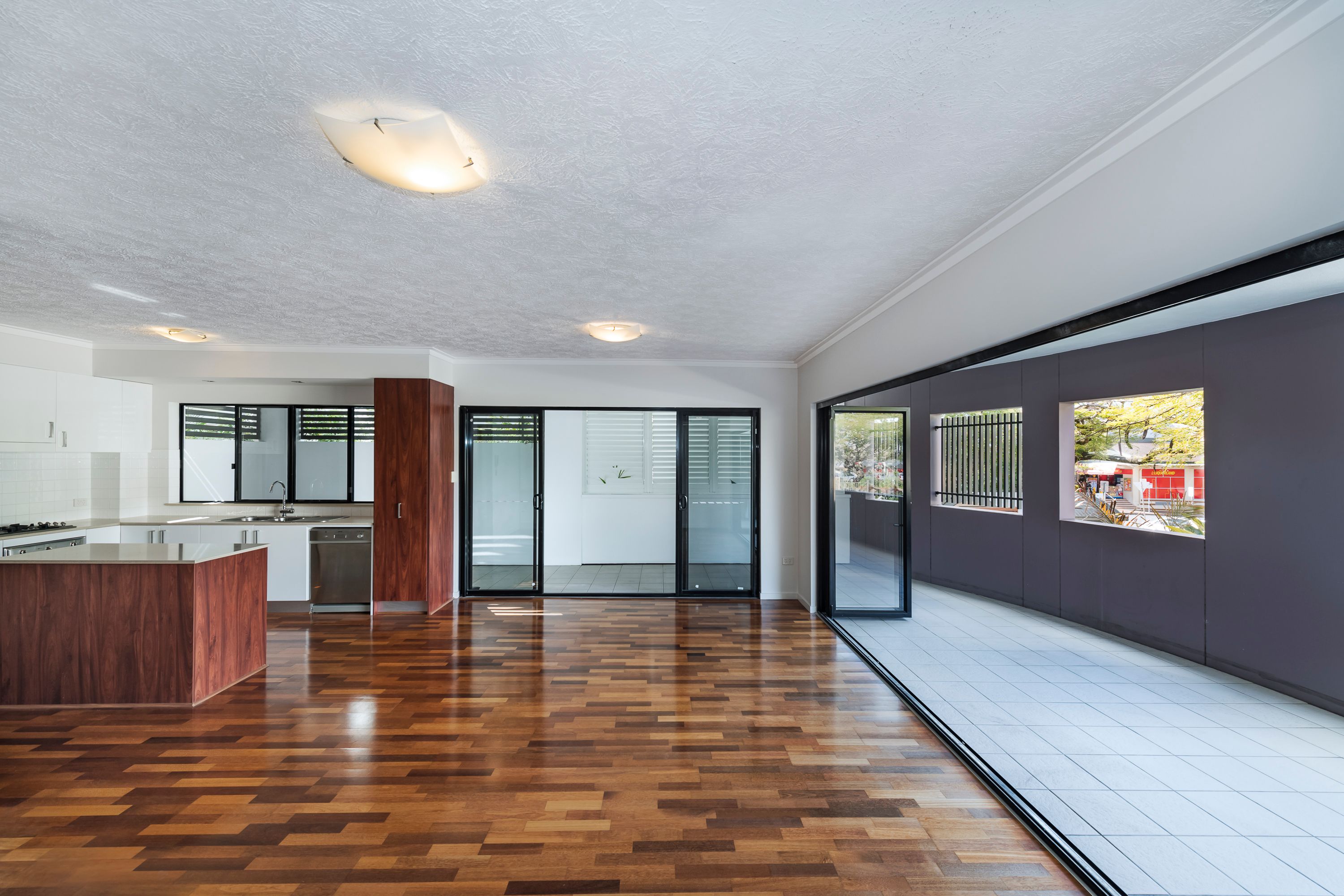 1/98 Racecourse Road, Ascot, QLD 4007