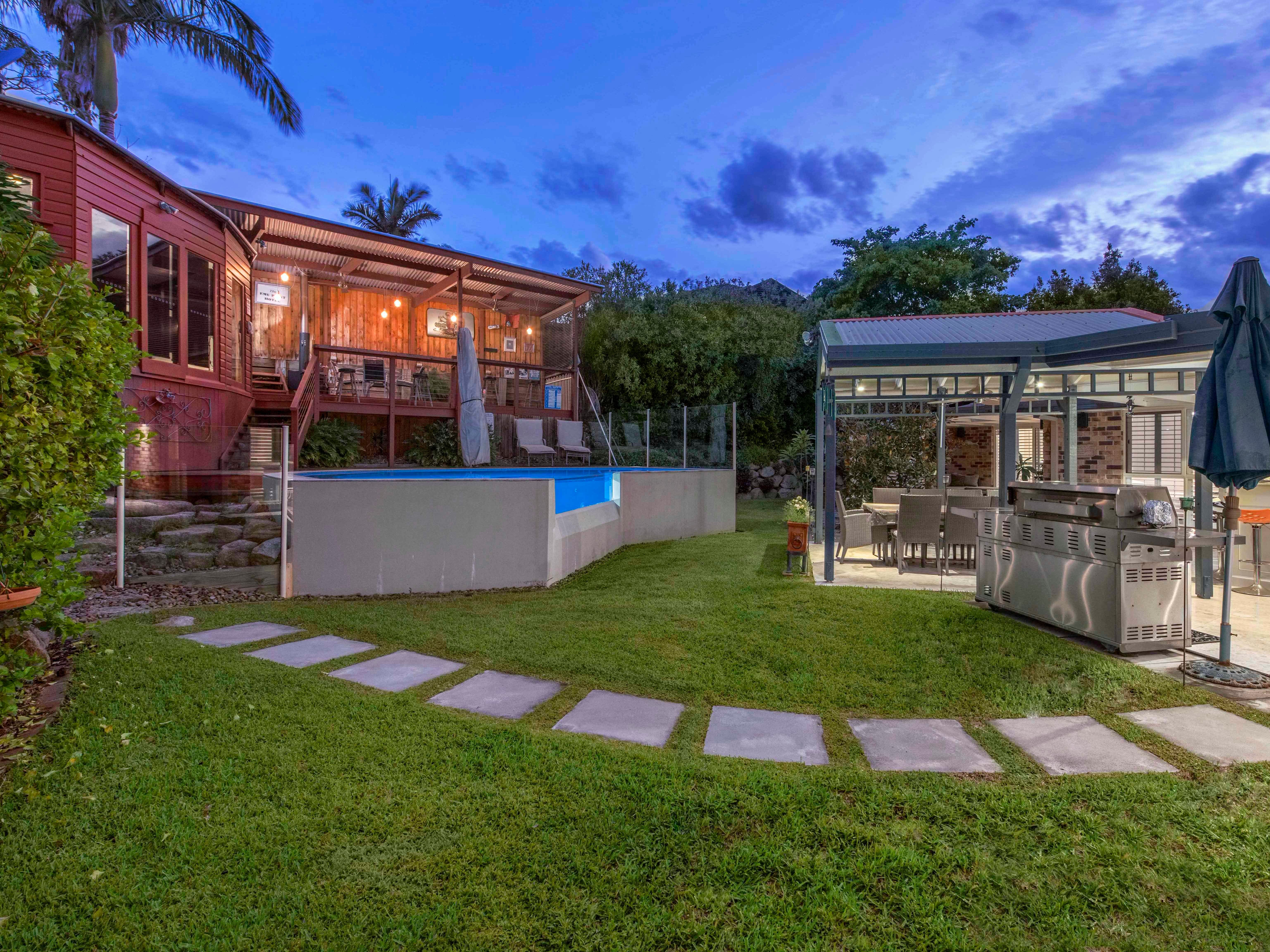 4 Peterson Place, Bridgeman Downs, QLD 4035