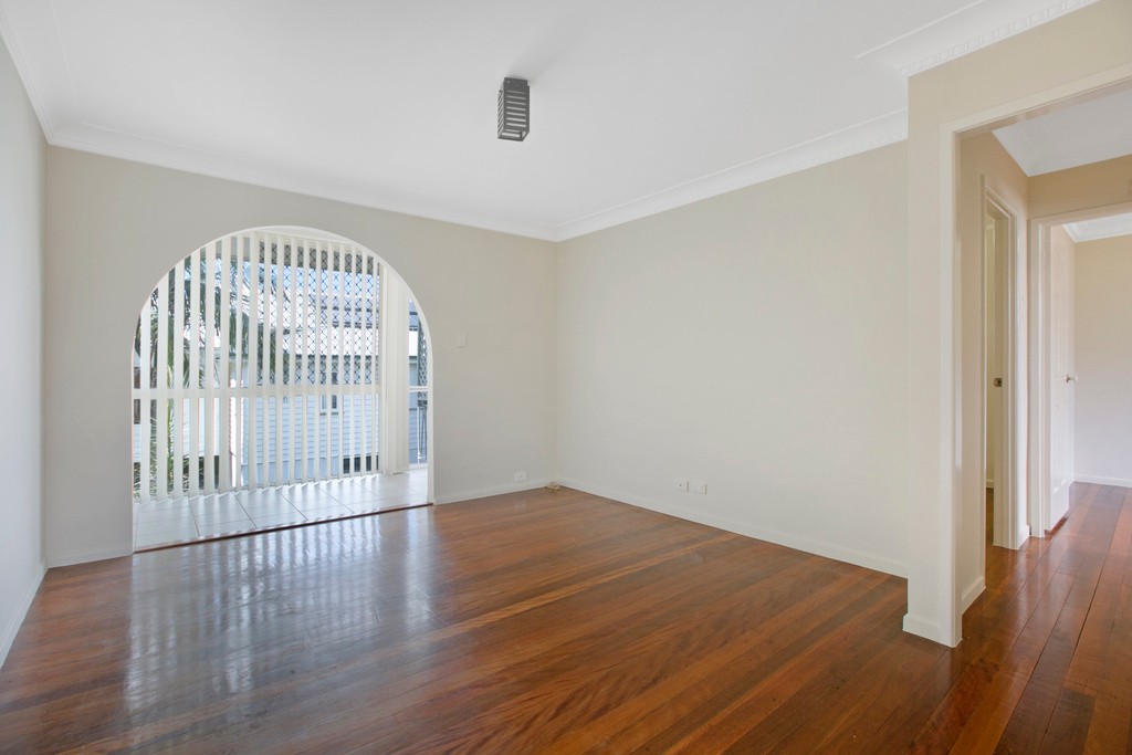 2/18 Victor Street, Holland Park, QLD 4121