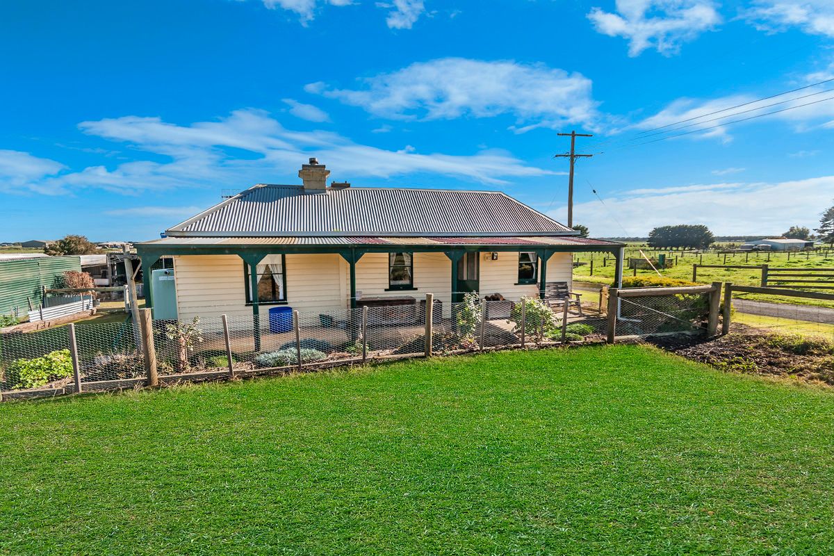 33 Stauntons Lane, Koroit, VIC 3282