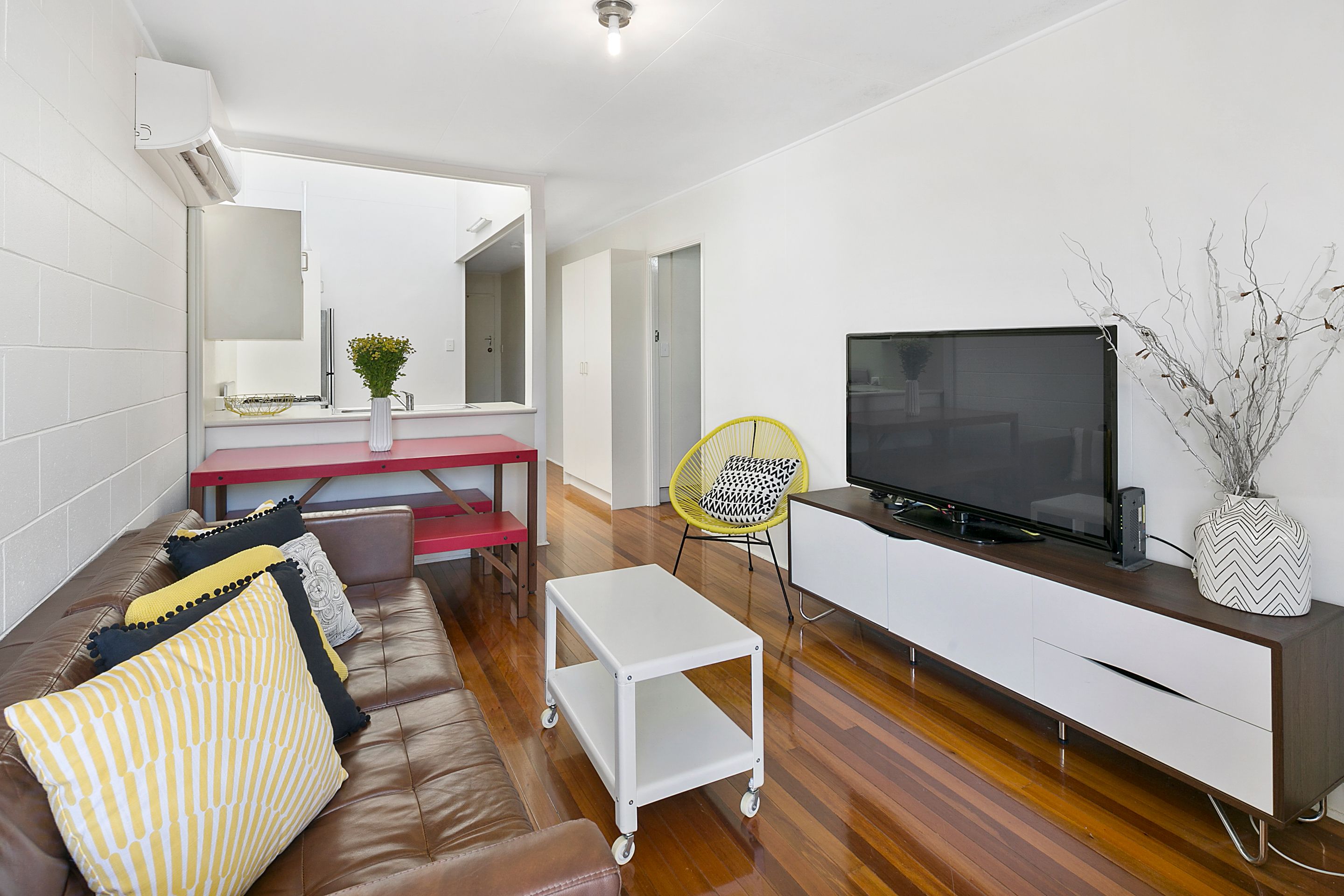 2/110 Mcilwraith Avenue, Norman Park, QLD 4170