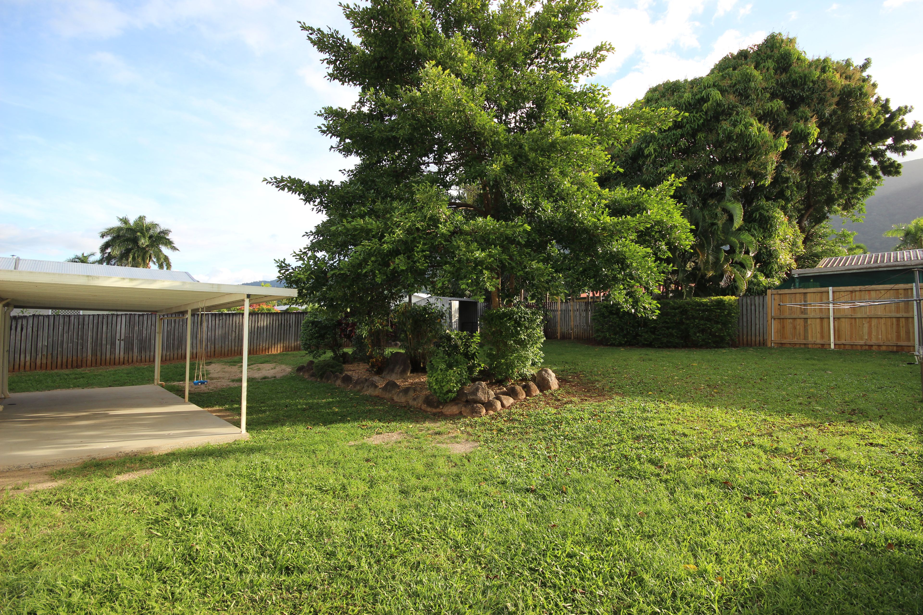 40 Cyperus Drive, Redlynch, QLD 4870