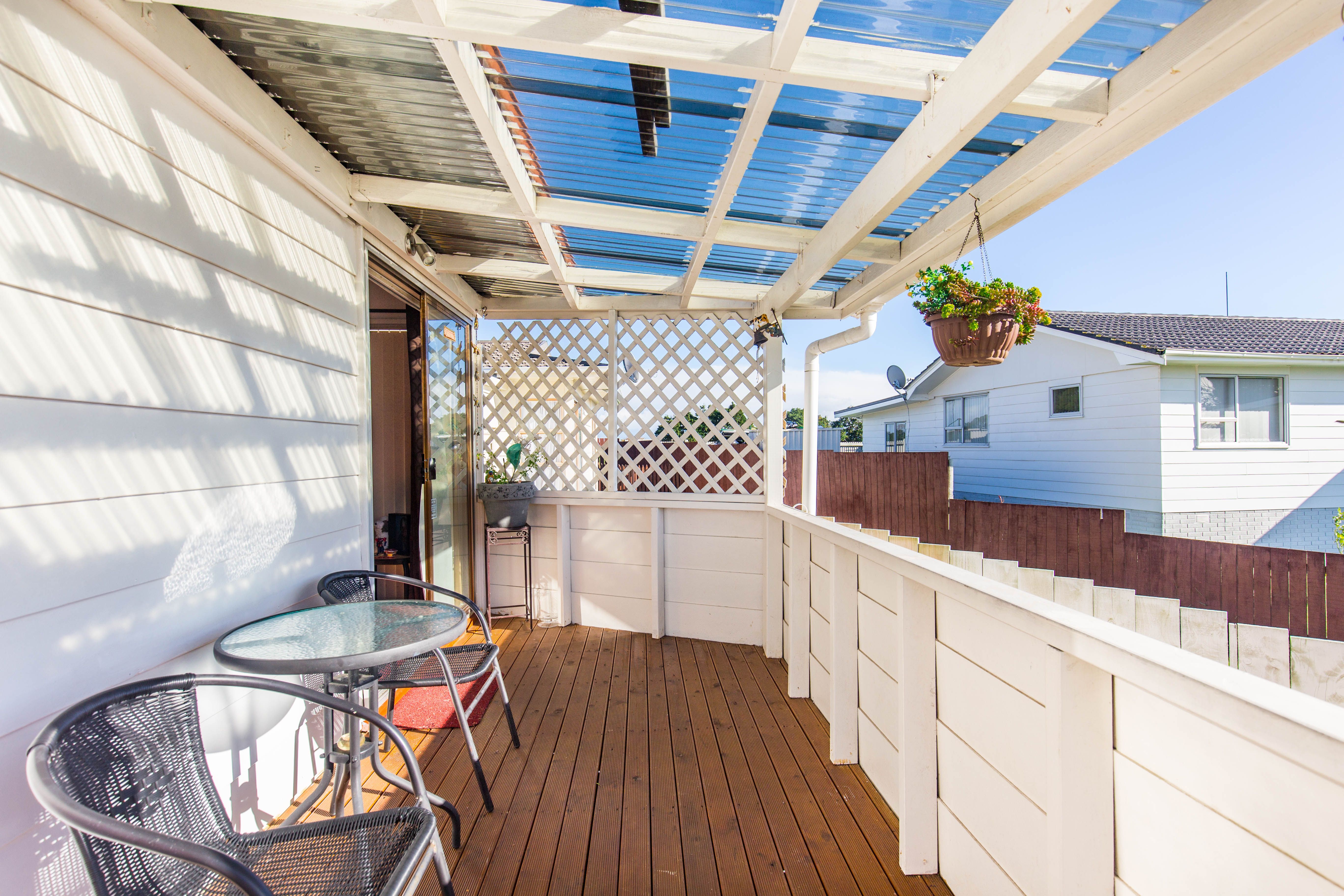 1/4 Sena Place, Clover Park, Manukau City