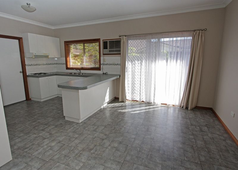 1/3 Narrung Street, Wagga Wagga, NSW 2650
