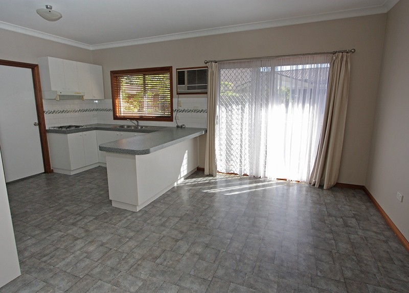 1/3 Narrung Street, Wagga Wagga, NSW 2650