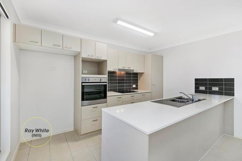 91 Bankswood Drive, Redland Bay, QLD 4165