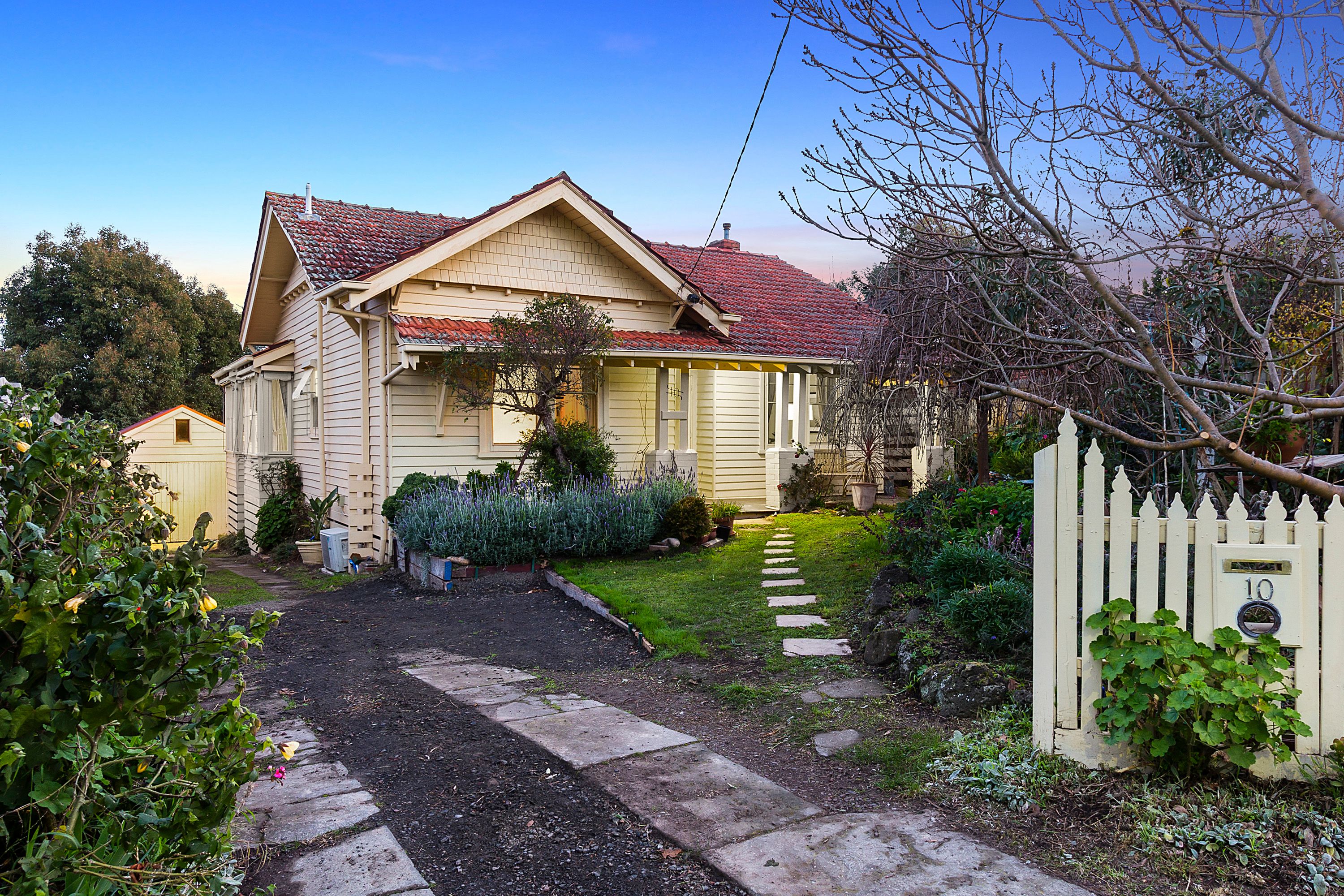 10 Melrose Street, Mont Albert North VIC 3129