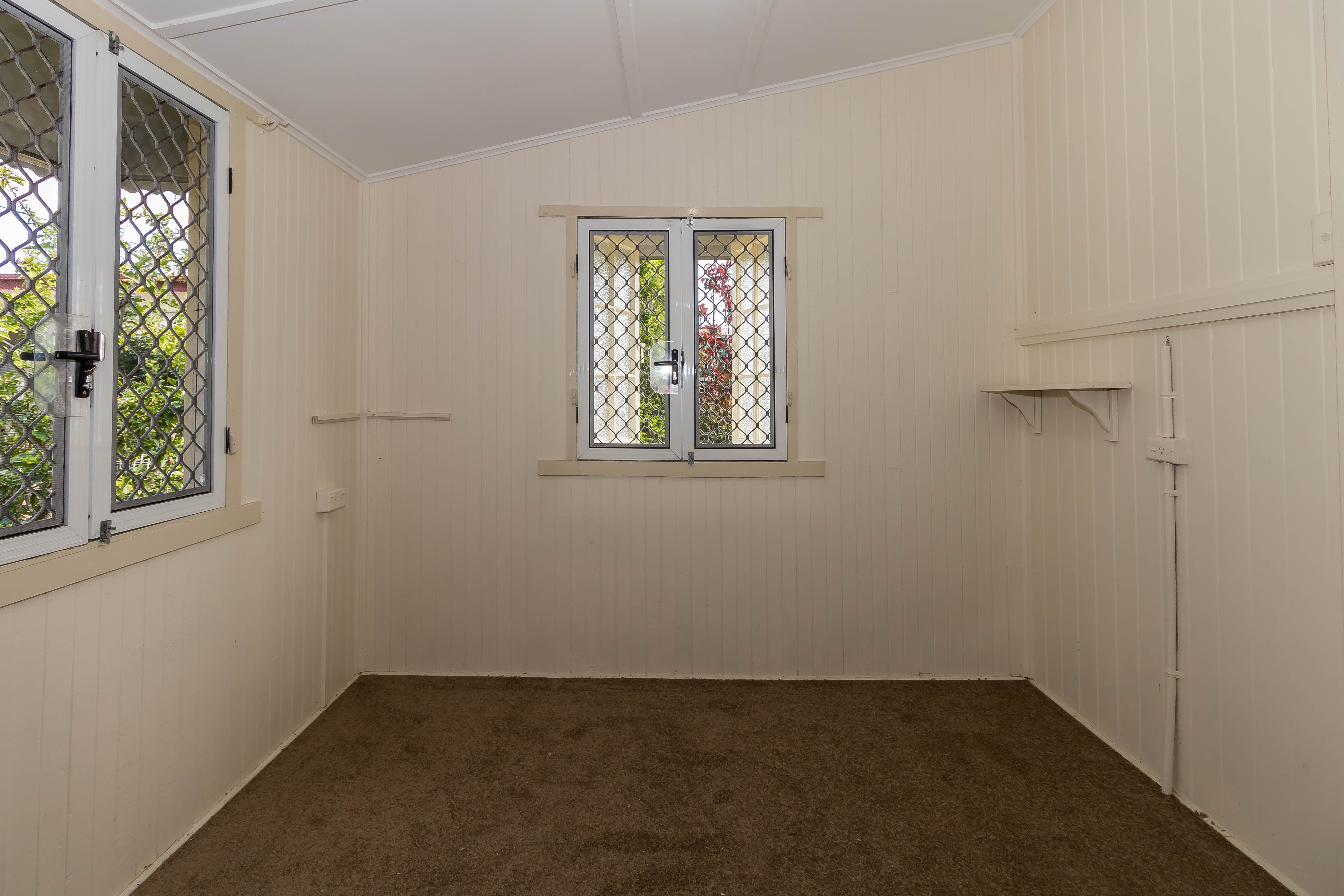 6 Hibiscus, Urangan, QLD 4655