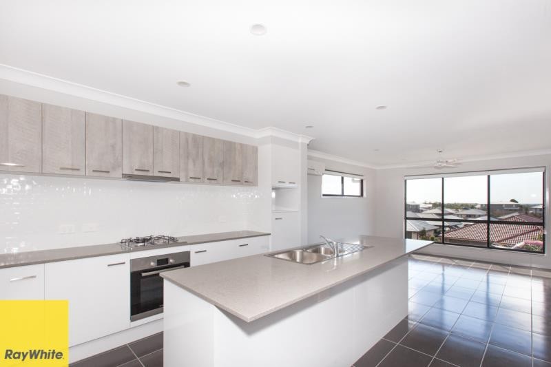 11 Oakwood Street, Pimpama, QLD 4209