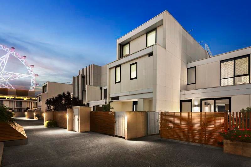 219/9 Wharf Street, Docklands, VIC 3008