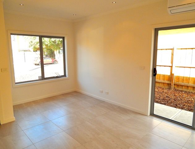 1/134 McMahon Road, Reservoir, VIC 3073