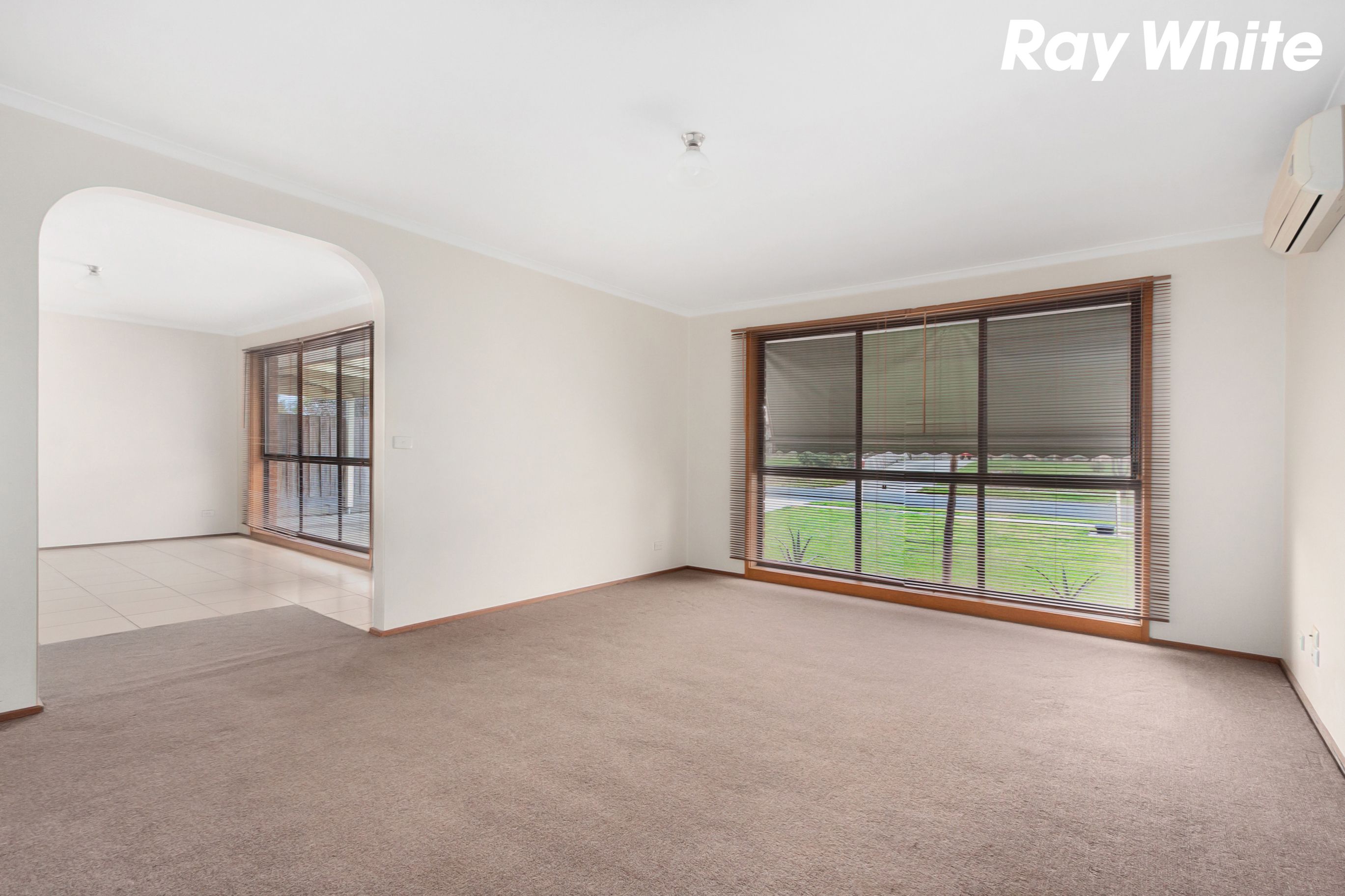 13 Bluegrass Crescent, Pakenham, VIC 3810