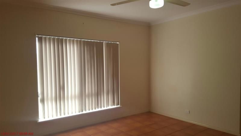 2 Parker Close, Baynton, WA 6714